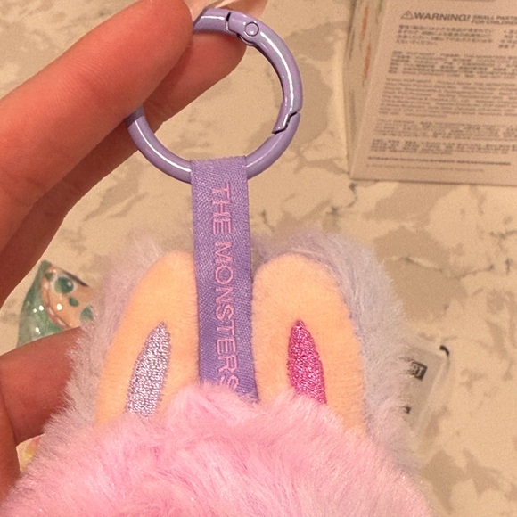 Popmart Labubu Big Into Energy - Picture 5 of 8